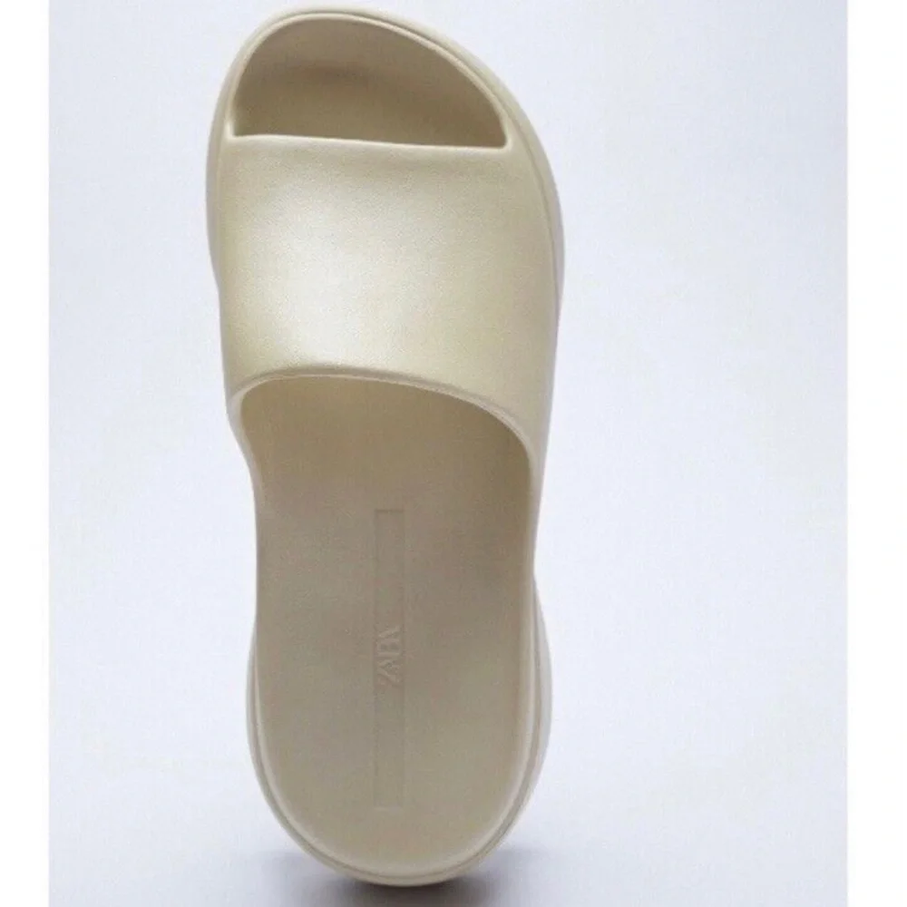 Zara Flat Sandal Ivory Cream Platform Rubber Slide Sandal beige - Picture 3 of 13